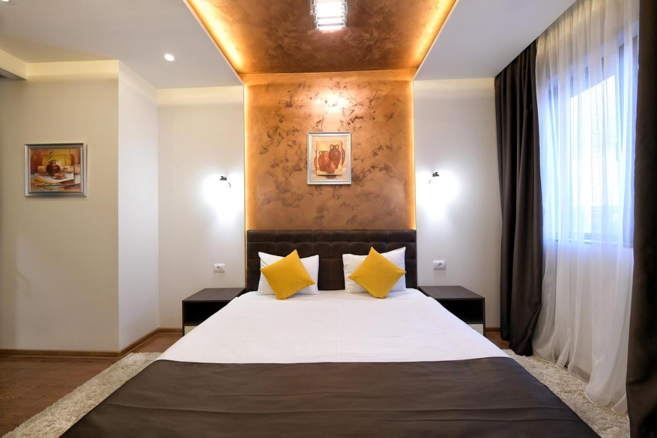 Garnet Hotel & Event Centar Ruma Luaran gambar