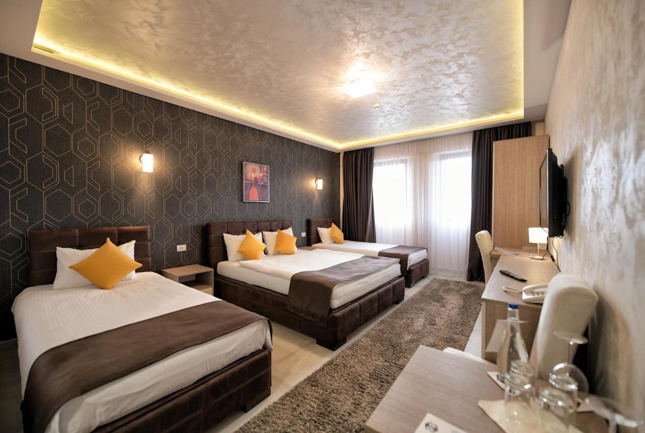Garnet Hotel & Event Centar Ruma Luaran gambar