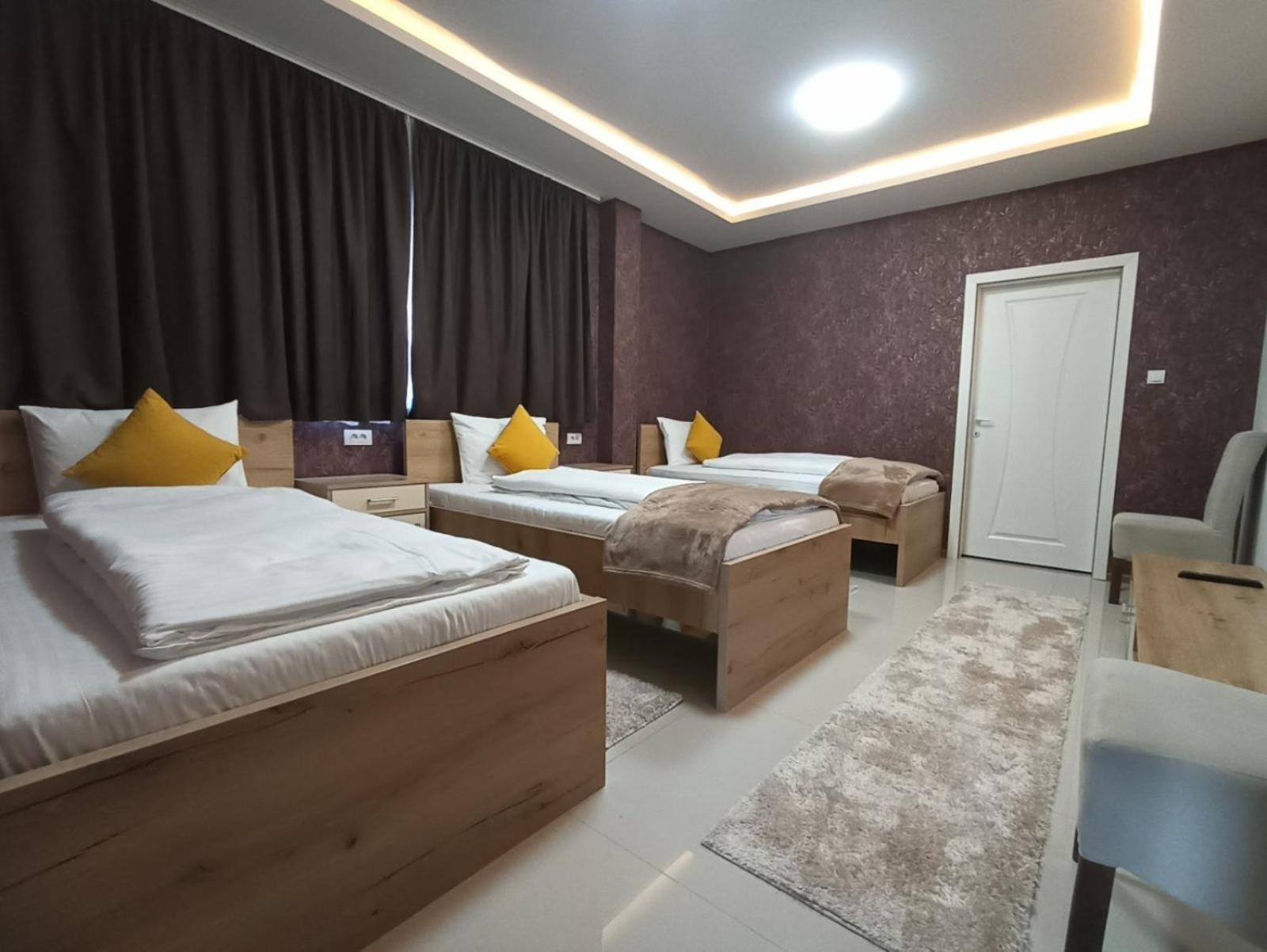 Garnet Hotel & Event Centar Ruma Luaran gambar