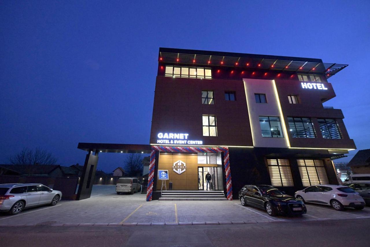 Garnet Hotel & Event Centar Ruma Luaran gambar